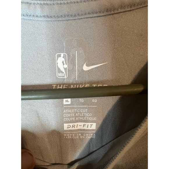 Youth Nike NBA T-shirt XL Gray The Land - Picture 2 of 3